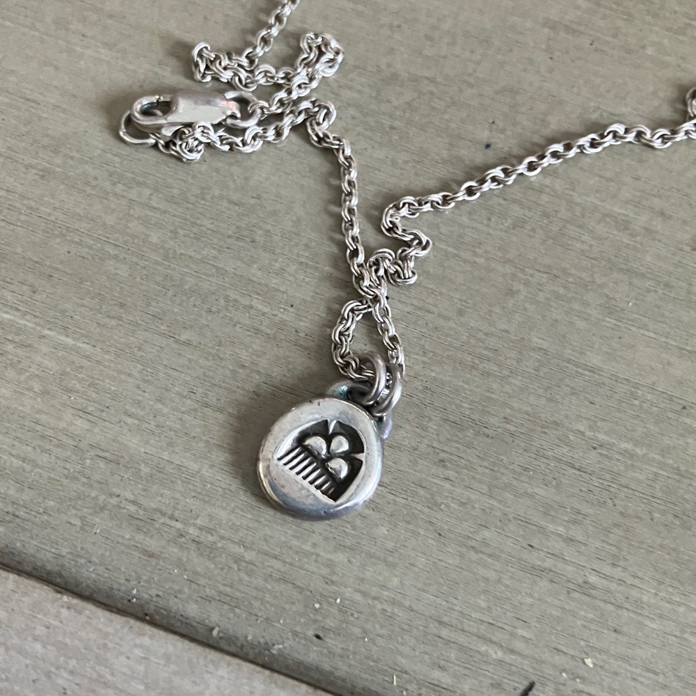 *Consigned* Numi olive stamped rain cloud charm sterling silver 16” chain